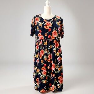 NWT Boutique Floral Print Navy Shift Dress M